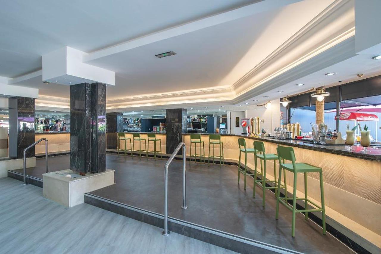 East By Pierre & Hotel Benidorm